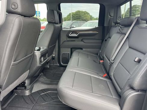 New 2026 Chevrolet Silverado 1500 RST w/ Redline Edition AWD/4WD image 7