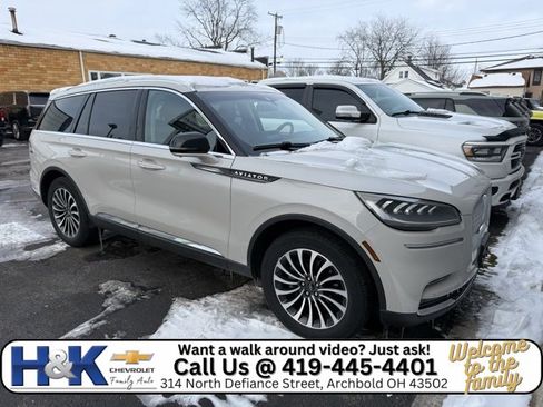 Used 2023 Lincoln Aviator Reserve image 1