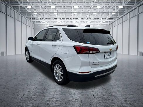 Used 2024 Chevrolet Equinox LT FWD image 5