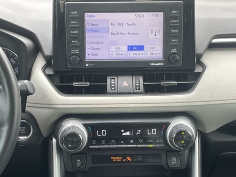 Used 2022 Toyota RAV4 XLE Premium FWD image 14