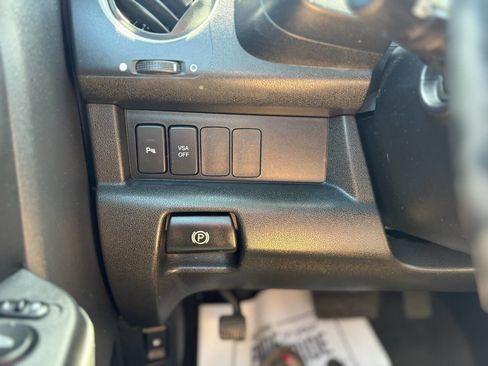 Used 2011 Honda Pilot Touring image 27