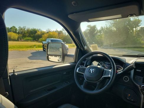 New 2026 RAM 3500 Tradesman image 15