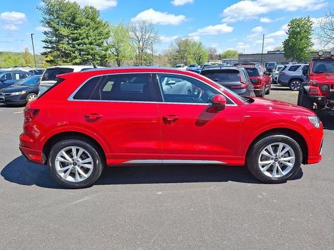 Used 2025 Audi Q3 2.0T Premium AWD/4WD image 7