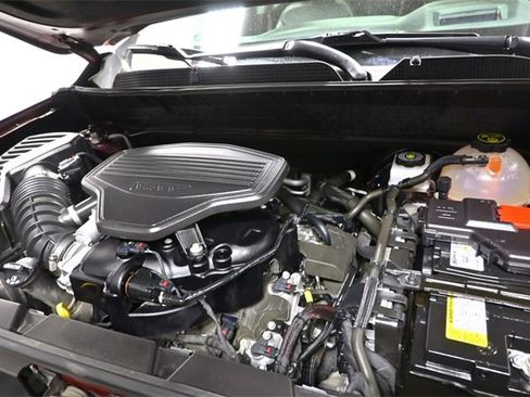 Used 2022 GMC Acadia SLT w/ Technology Package image 31