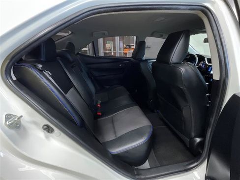Used 2019 Toyota Corolla SE FWD image 23