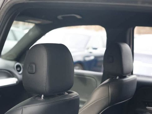 Certified 2022 Mercedes-Benz GLB 250 GLB 250 w/ Premium Package Lite image 24