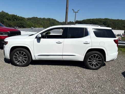 Used 2023 GMC Acadia Denali AWD/4WD image 2