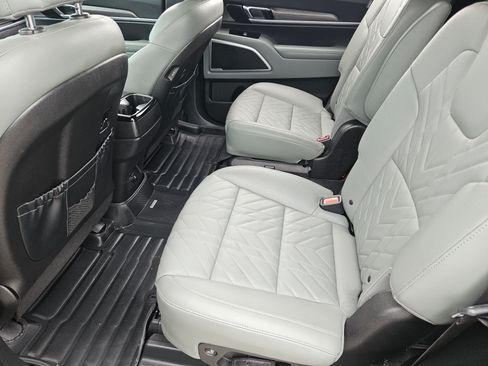 Used 2023 Kia Telluride EX X-Line AWD/4WD image 30