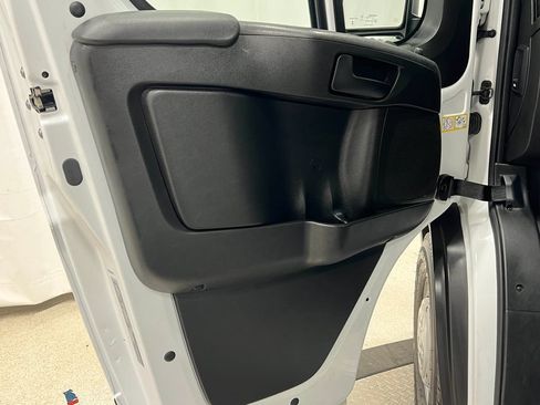 Used 2023 RAM ProMaster 3500 w/ Driver Convenience Group FWD image 14