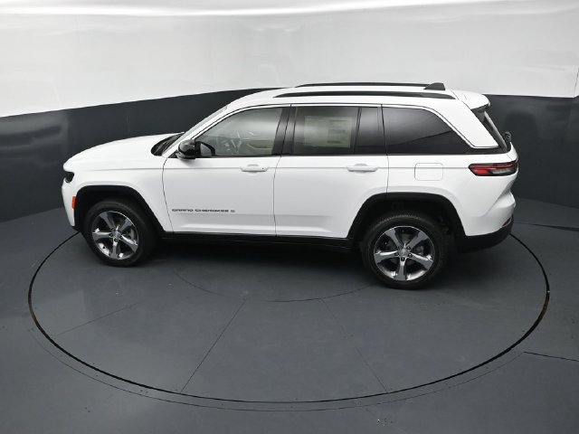 New 2026 Jeep Grand Cherokee Limited AWD/4WD image 15
