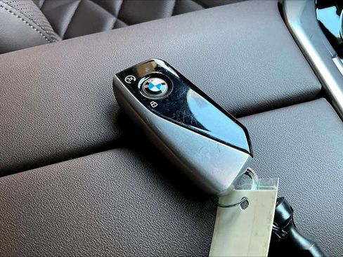 Certified 2025 BMW 740i 740i image 15