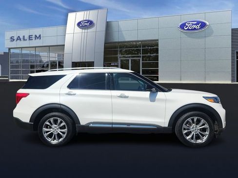 Certified 2023 Ford Explorer Limited w/ Limited Technology Package AWD/4WD image 2