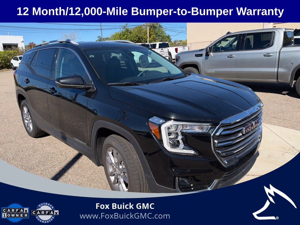 Used 2024 GMC Terrain SLT w/ LPO, Floor Liner Package AWD/4WD image 3