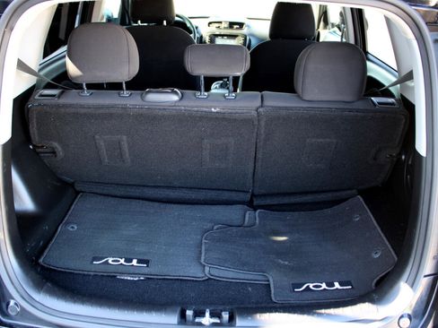 Used 2018 Kia Soul w/ Convenience Package image 19