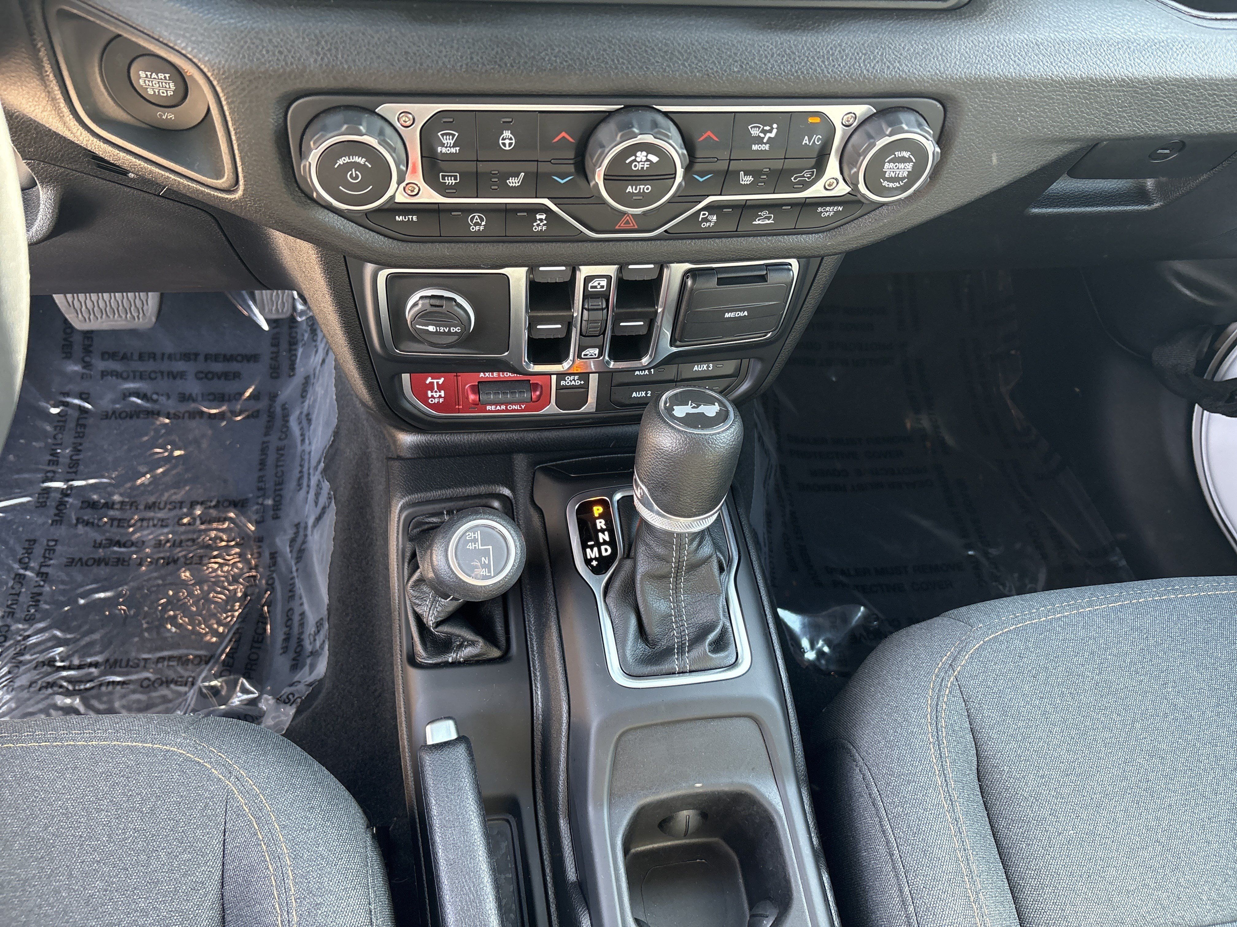 Used 2024 Jeep Wrangler Unlimited Sport AWD/4WD image 19