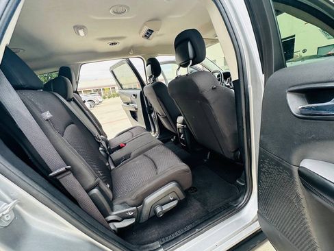 Used 2016 Dodge Journey SXT FWD image 23