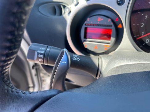 Used 2015 Nissan 370Z w/ Sport Package image 12