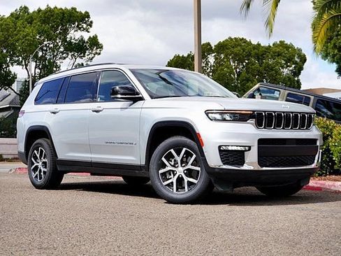 Used 2024 Jeep Grand Cherokee L Limited w/ Luxury Tech Group II AWD/4WD image 2