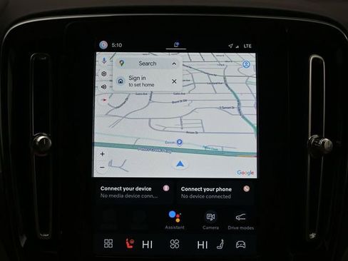 Used 2023 Volvo XC40 B5 Ultimate w/ Climate Package image 14