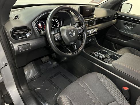 Used 2023 Honda Pilot Sport image 24