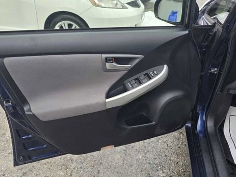 Used 2013 Toyota Prius Three image 14