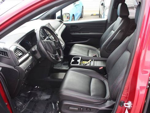 Used 2023 Honda Odyssey Sport image 11
