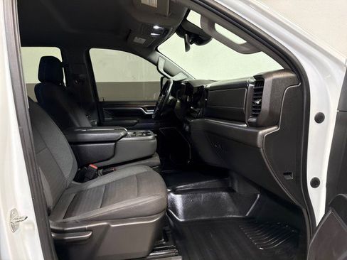 Used 2024 Chevrolet Silverado 2500 LT w/ Convenience Package image 53