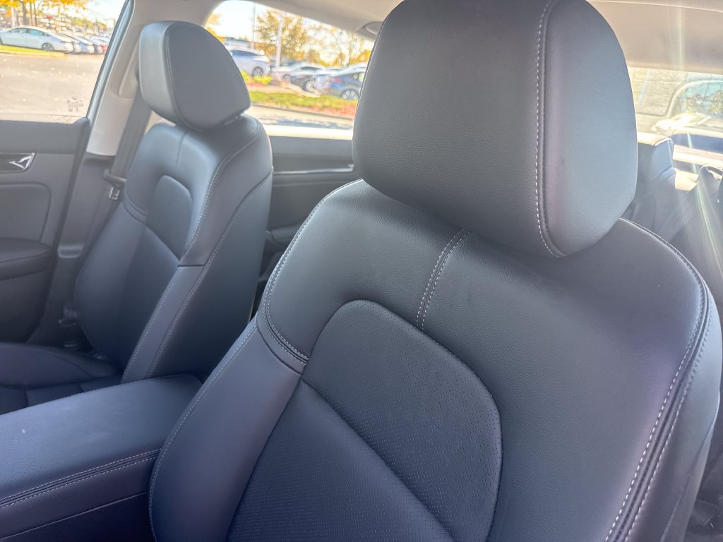 Used 2024 Honda Civic Touring image 12