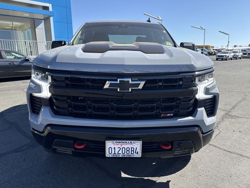 Used 2024 Chevrolet Silverado 1500 LT Trail Boss AWD/4WD image 8