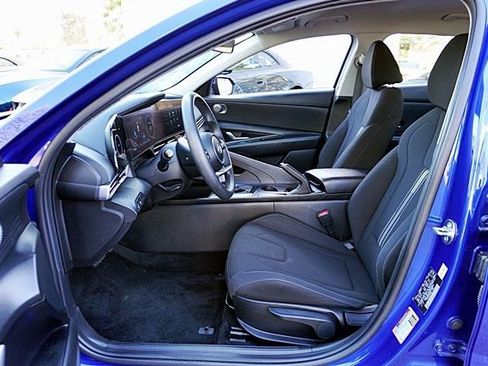 Certified 2024 Hyundai Elantra SEL FWD image 13