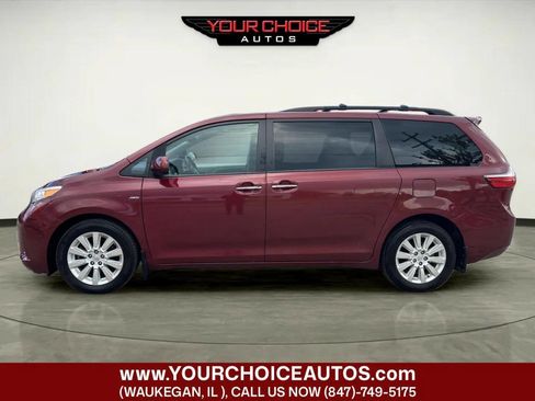 Used 2016 Toyota Sienna XLE AWD/4WD image 2