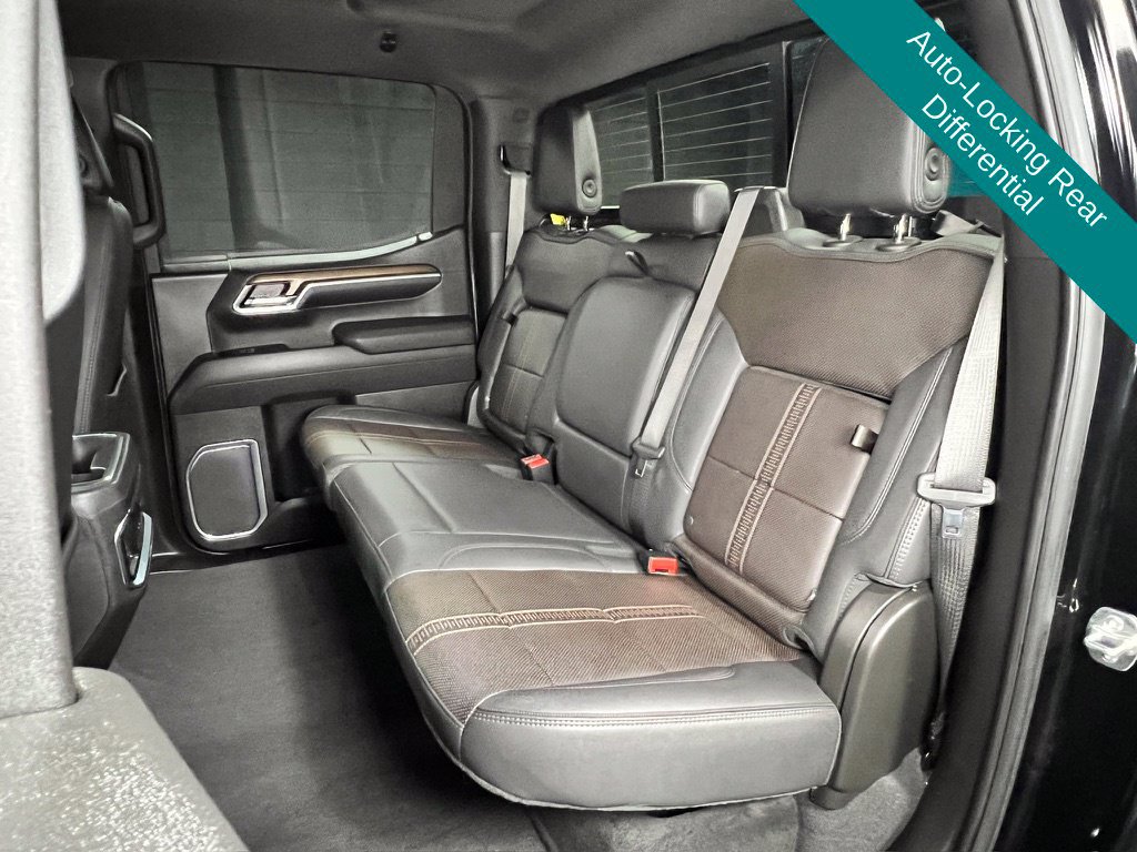 Used 2025 Chevrolet Silverado 1500 High Country AWD/4WD image 10