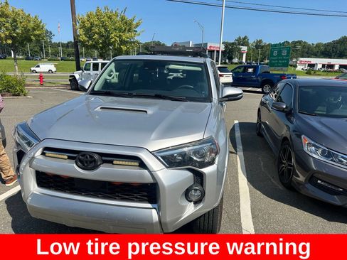 Used 2020 Toyota 4Runner TRD Off-Road Premium w/ Moonroof Package AWD/4WD image 20