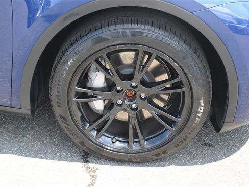 Used 2023 Tesla Model Y Long Range AWD/4WD image 9