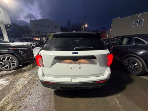 Used 2022 Ford Explorer Base image 4