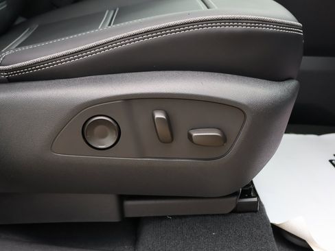 New 2025 GMC Sierra EV Denali image 41