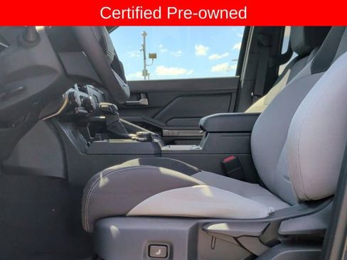 Used 2025 Toyota Tacoma TRD Off-Road AWD/4WD image 11