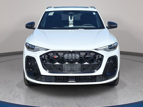 New 2026 Audi SQ5 Prestige AWD/4WD image 2