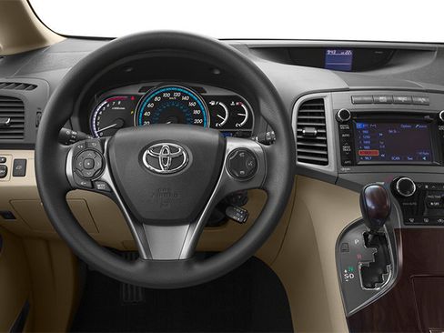 Used 2013 Toyota Venza LE w/ LE Convenience Pkg FWD image 6