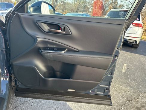 Used 2026 Toyota Crown XLE image 15