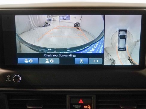 New 2026 Honda Pilot Touring image 30