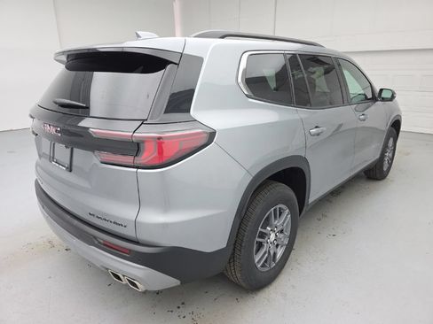 Used 2025 GMC Acadia Elevation AWD/4WD image 12