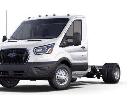 New 2025 Ford Transit 350 DRW w/ Exterior Upgrade Package