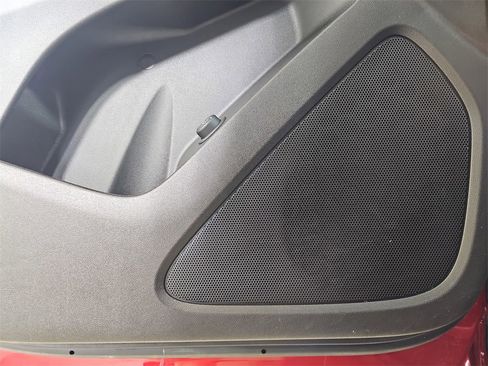 Certified 2024 Chevrolet Equinox LT image 34