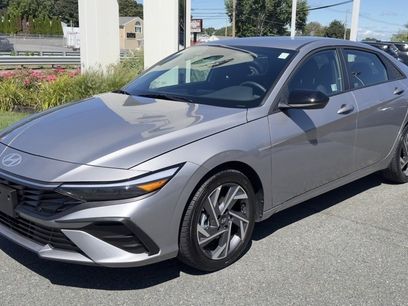Used 2025 Hyundai Elantra Sport