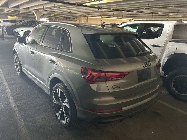 Used 2023 Audi Q3 2.0T Premium Plus AWD/4WD image 2