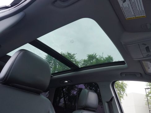 Certified 2022 GMC Terrain SLT FWD image 14