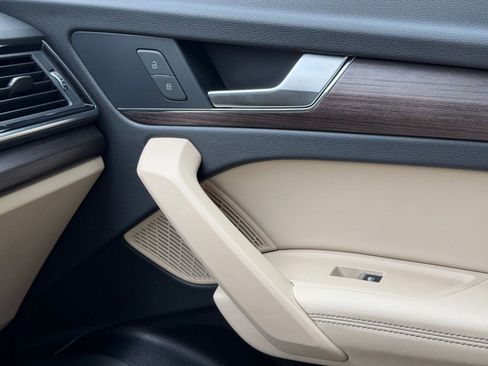 Used 2023 Audi Q5 2.0T Premium Plus w/ Premium Plus Package image 26