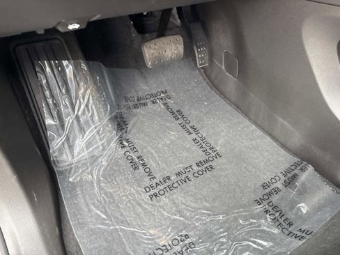 Certified 2023 Buick Enclave Avenir w/ Avenir Technology Package image 16