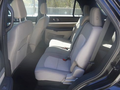Used 2018 Ford Explorer 4WD image 22
